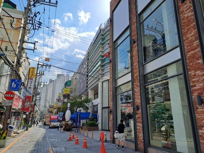 부산광역시 금정구 장전로12번길 장전동,라퓨타아일랜드 판매시설 경매 물건 사진