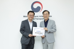 1. 민경선 고양특례시장, 국토교통부 장관 만나 지역 현안 해결 건의 (1).jpg