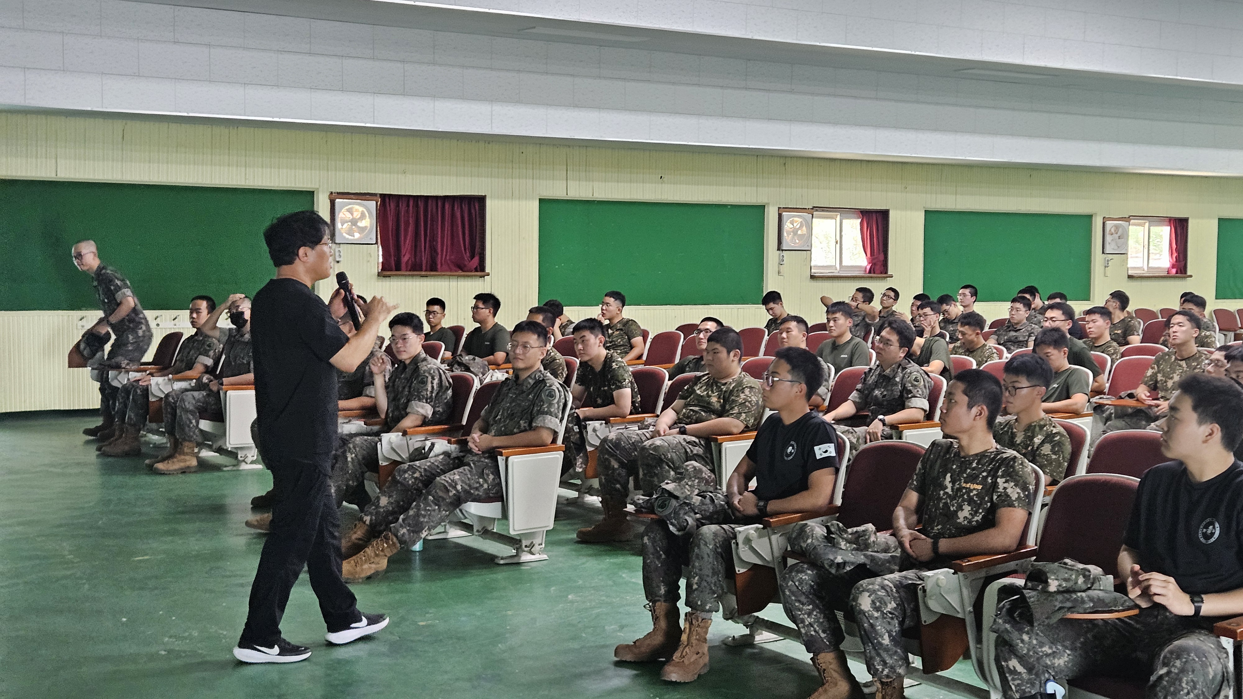 북부지방산림청, 군 장병 산불진화 역량 강화로 가을철 산불 총력 대응 이미지3
