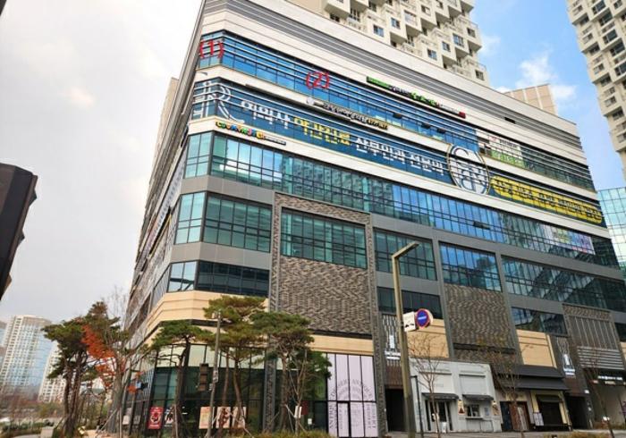 화성시 송동 더샵동탄센텀폴리스2단지그랑파사쥬 근린생활시설 경매 물건 사진