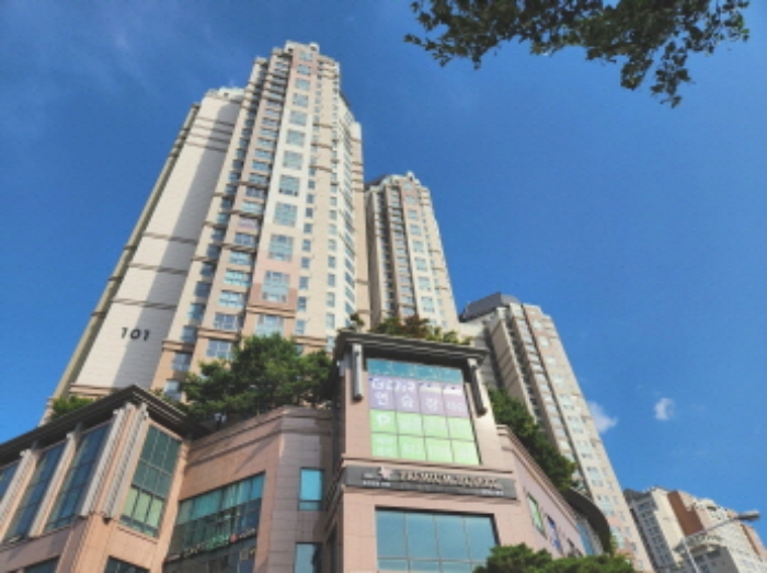 유성구 봉명동 유성자이 판매시설 경매 물건 사진