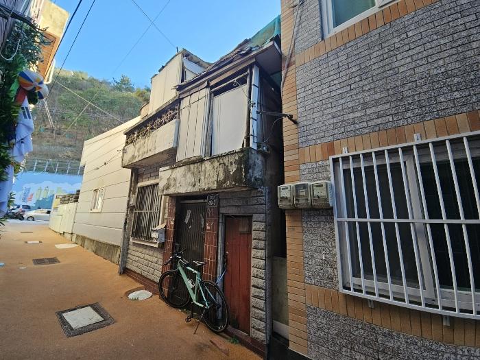 해운대구 반송동 216-181 단독주택 경매 물건 사진