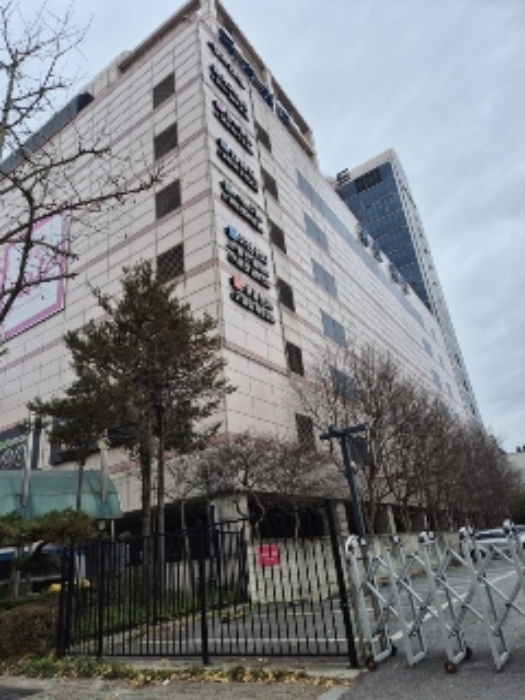 서구 화정동 금호월드 판매시설 경매 물건 사진