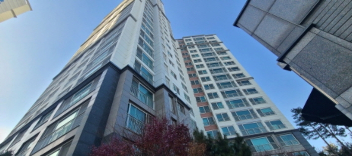 고양시 덕이동 하이파크시티 일산파밀리에3단지 아파트 경매 물건 사진